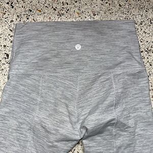 Lululemon white gray grey high rise waist leggings Wunder Under 6